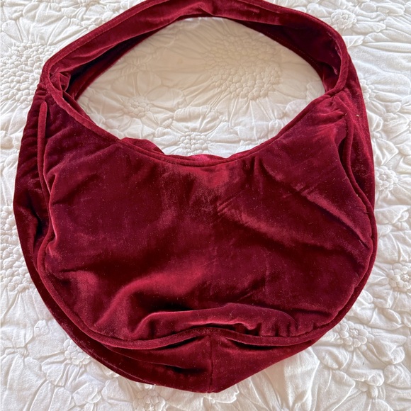 Cami Red Velvet Bag - Picture 5 of 9